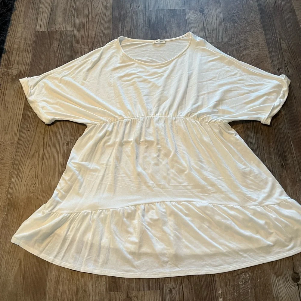 NWOT brand new off white mini dress with Cinched waist. - Picture 2 of 3